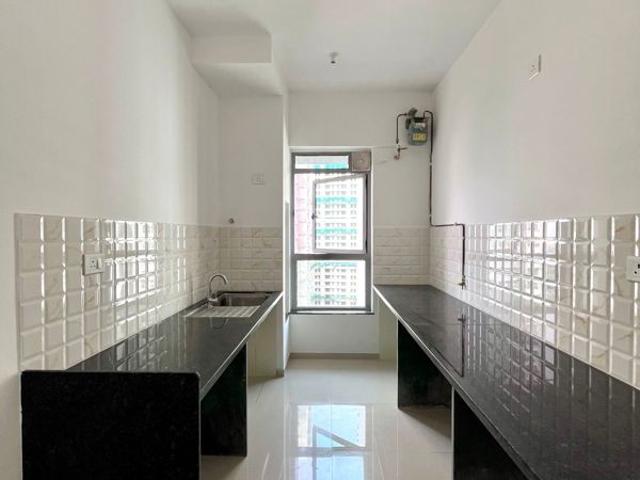 Rental | 3.5 BHK + 1600 Sq.Ft. Apartment in Kalpataru Immensa