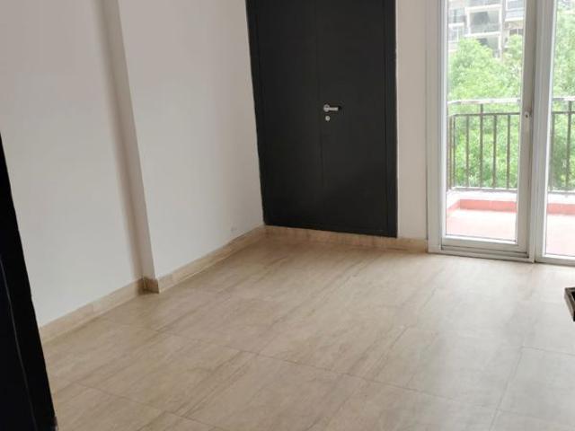 Rental | 3.5 BHK + 1645 Sq.Ft. Apartment in Skytech Matrott