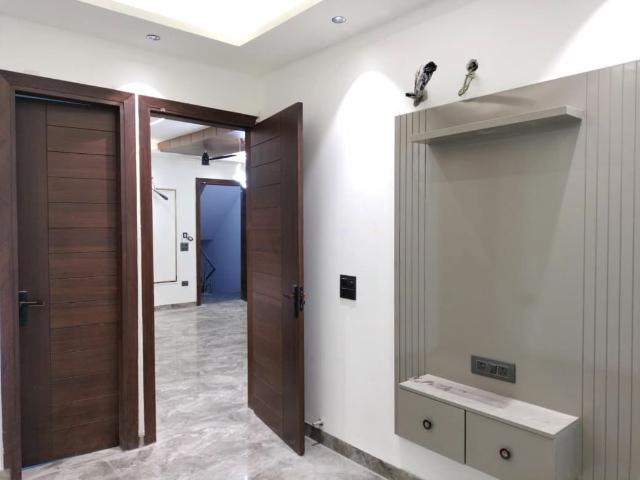 Rental | 3.5 BHK + 1700 Sq.Ft. Apartment in Sector 11 Dwarka