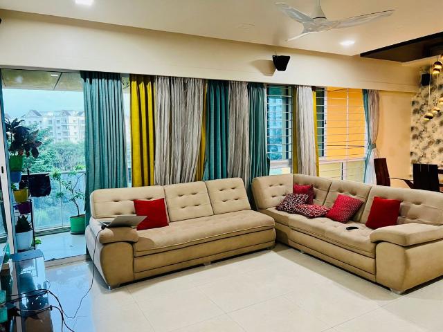 Rental | 3.5 BHK + 1800 Sq.Ft. Apartment in Amanora Aspire Towerss