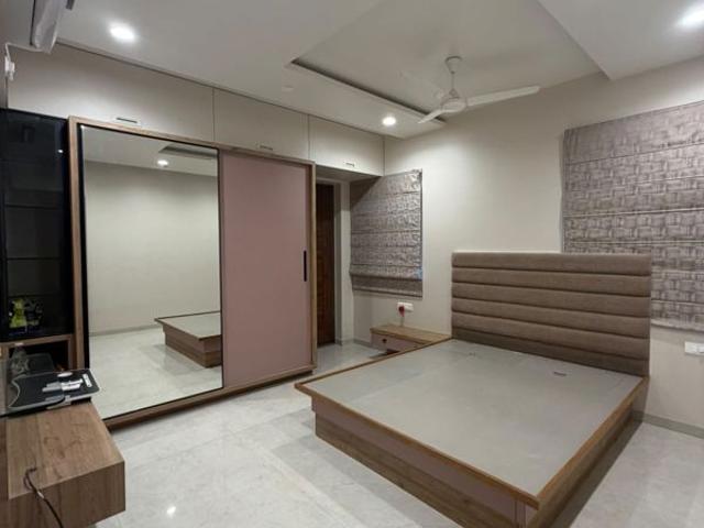 Rental | 3.5 BHK + 1800 Sq.Ft. Apartment in Ashokban Apartment