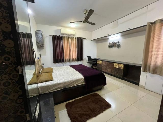 Rental | 3.5 BHK + 1800 Sq.Ft. Apartment in Fortaleza CHSL