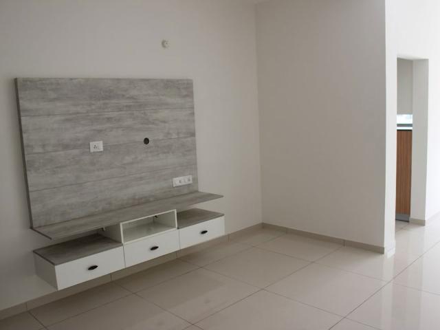 Rental | 3.5 BHK + 1800 Sq.Ft. Apartment in Salarpuria Aqua Vista