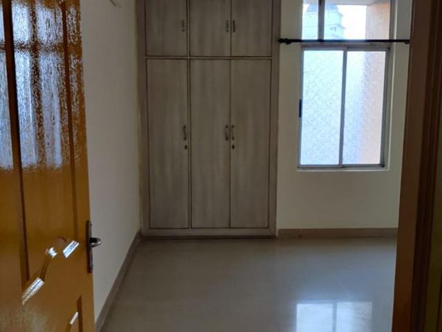 Rental | 3.5 BHK + 1850 Sq.Ft. Apartment in VVIP Addresses