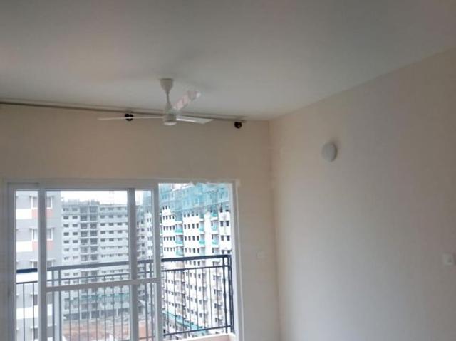 Rental | 3.5 BHK 1900 Sq.Ft. Apartment in Adarsh Greens