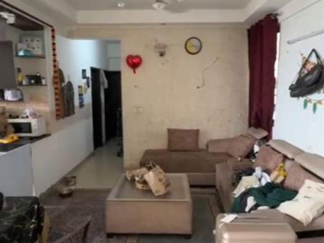 Rental | 3.5 BHK + 1900 Sq.Ft. Apartment in Mahagun Moderne