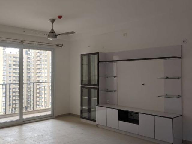 Rental | 3.5 BHK + 1915 Sq.Ft. Apartment in Bhartiya Nikoo Homes