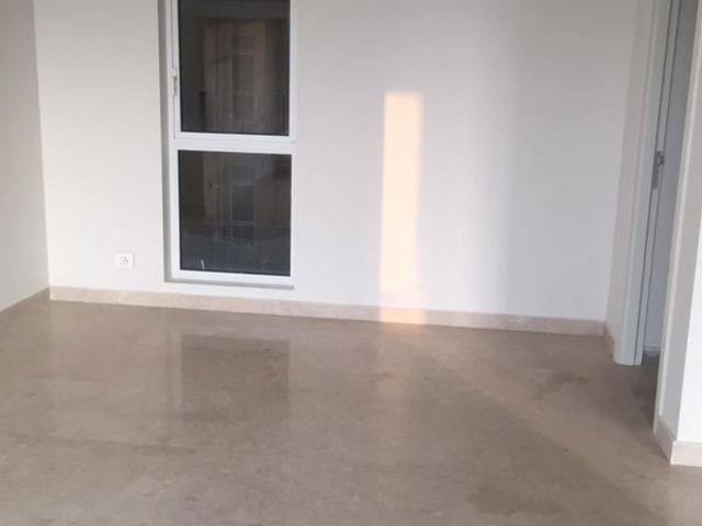 Rental | 3.5 BHK + 1927 Sq.Ft. Apartment in Ireo The Corridors