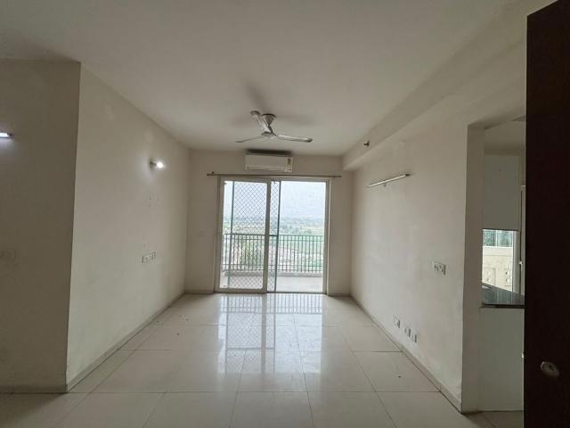 Rental | 3.5 BHK + 1955 Sq.Ft. Apartment in Sunworld Arista