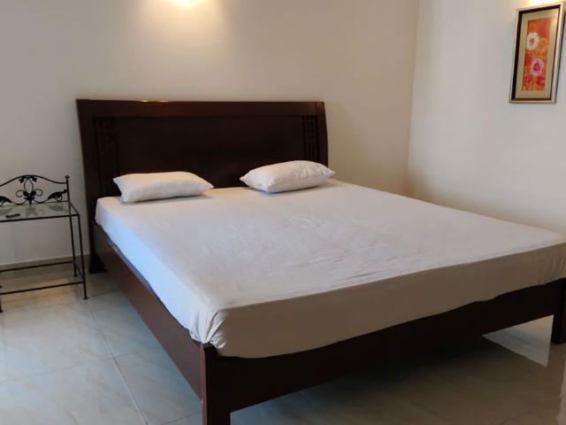 Rental | 3.5 BHK + 1983 Sq.Ft. Apartment in DLF Park Place