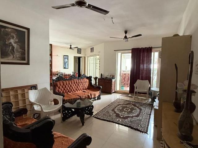 Rental | 3.5 BHK 2000 Sq.Ft. Apartment in Sagar Waters Edge