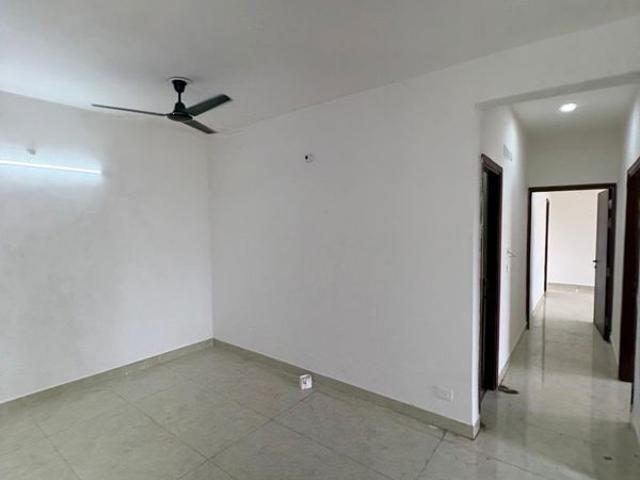 Rental | 3.5 BHK + 2055 Sq.Ft. Apartment in Parth Blue Monarch