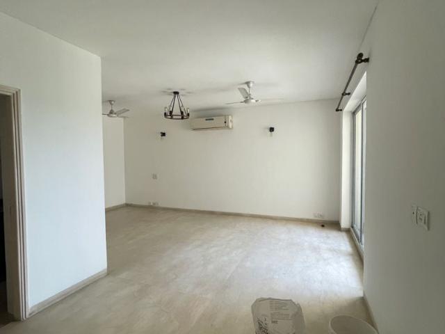 Rental | 3.5 BHK + 2050 Sq.Ft. Apartment in Bestech Park View Spa Next