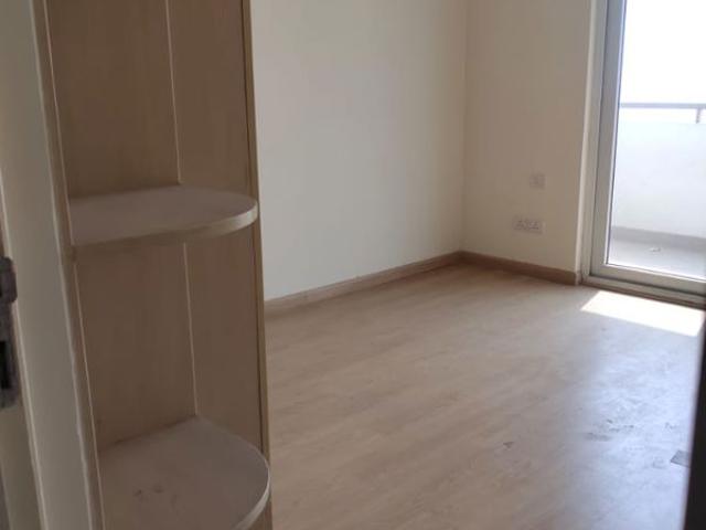 Rental | 3.5 BHK + 2105 Sq.Ft. Apartment in Emaar The Palm Drive The Premier Terraces