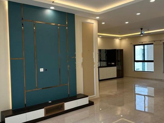 Rental | 3.5 BHK 2100 Sq.Ft. Apartment in Century Ethos