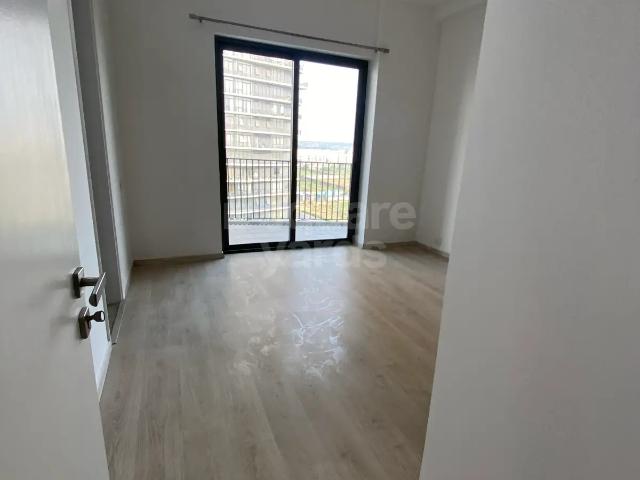 Rental | 3.5 BHK + 2100 Sq.Ft. Apartment in Ireo Skyon