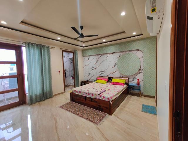 Rental | 3.5 BHK + 2145 Sq.Ft. Apartment in Puri Pranayam