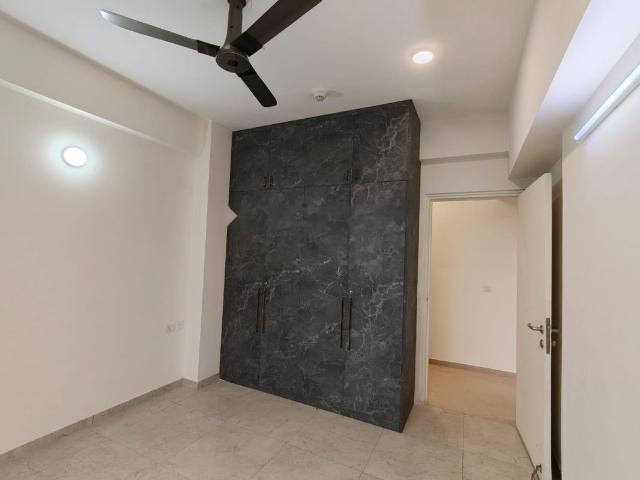 Rental | 3.5 BHK 2217 Sq.Ft. Apartment in Tata La Vida