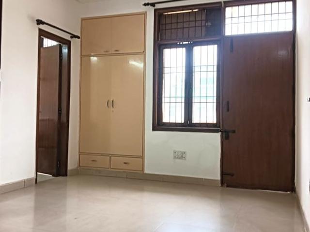 Rental | 3.5 BHK 2260 Sq.Ft. Apartment in Ardee City Palm Grove Heights