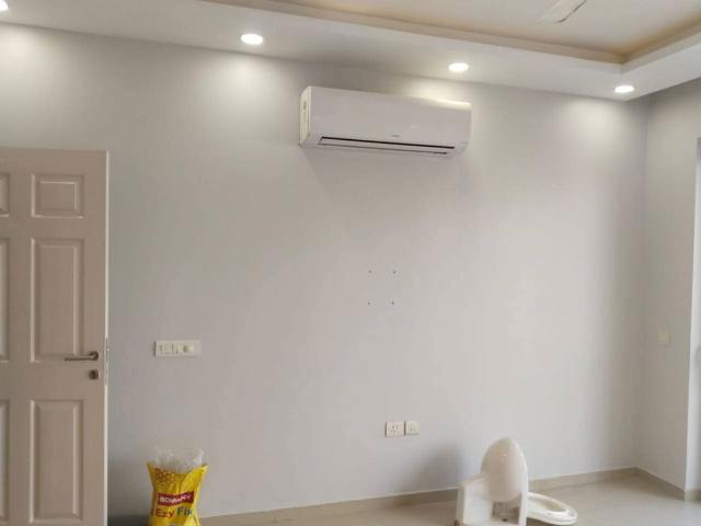 Rental | 3.5 BHK + 2380 Sq.Ft. Apartment in Emaar Emerald Floors Premier