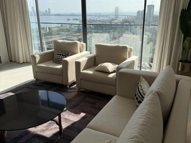 Rental | 3.5 BHK 2400 Sq.Ft. Apartment in DLH Signature