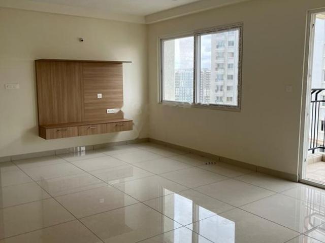 Rental | 3.5 BHK 2450 Sq.Ft. Apartment in Prestige Lakeside Habitat Apartments