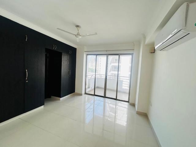 Rental | 3.5 BHK + 2645 Sq.Ft. Apartment in Parsvnath Exotica