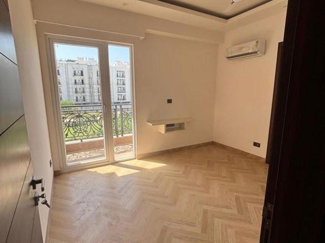 Rental | 3.5 BHK + Basement 1650 Sq.Ft. Apartment in Raj One Good Earth
