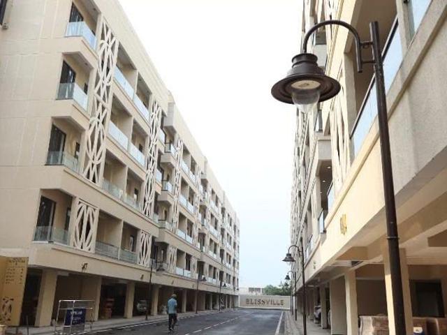 Rental | 3.5 BHK + Basement 1840 Sq.Ft. Apartment in Whiteland Blissville