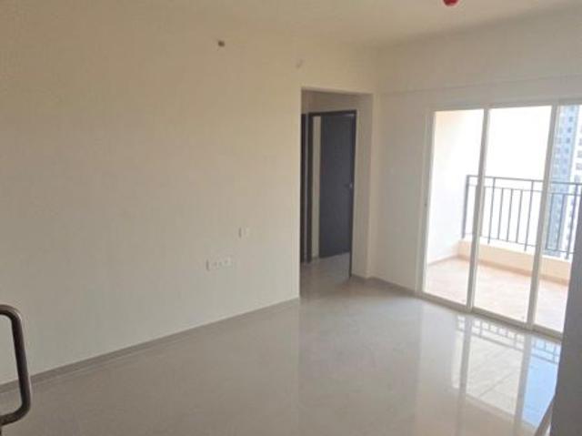 Rental | 3.5 BHK + Extra Room,Basement 1400 Sq.Ft. Apartment in Ganga Legend