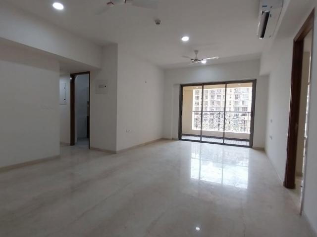 Rental | 3.5 BHK + Extra Room 1285 Sq.Ft. Apartment in Lodha Bellagio