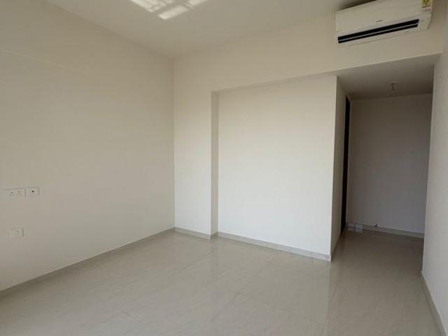 Rental | 3.5 BHK + Extra Room 1320 Sq.Ft. Apartment in Lodha Bellagio