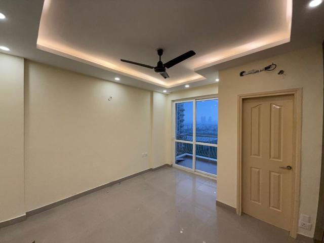 Rental | 3.5 BHK + Extra Room 2035 Sq.Ft. Apartment in Anant Raj Estate Plots