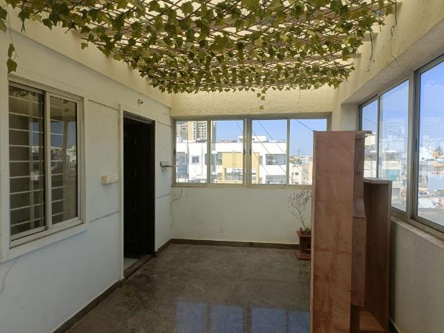 Rental | 3.5 BHK + Pooja Room,Extra Room 3500 Sq.Ft. Penthouse in Dollars Paradise