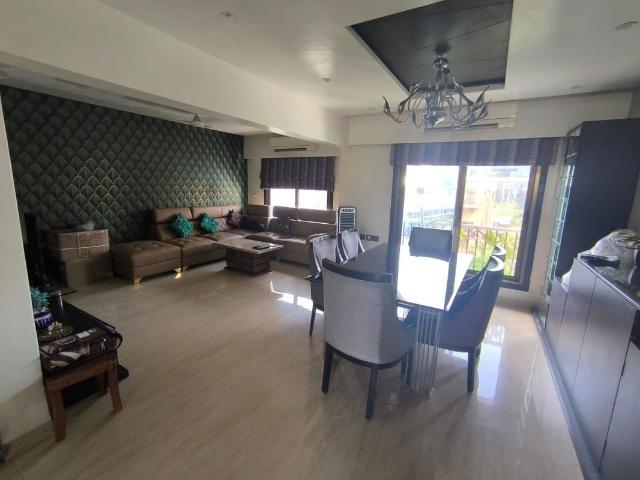 Rental | 3.5 BHK + Pooja Room,Store Room 1800 Sq.Ft. Apartment in Eden Garden CHS