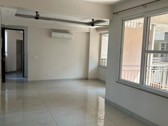 Rental | 3.5 BHK + Pooja Room,Study Room 1870 Sq.Ft. Apartment in Ram Shanti Apartment
