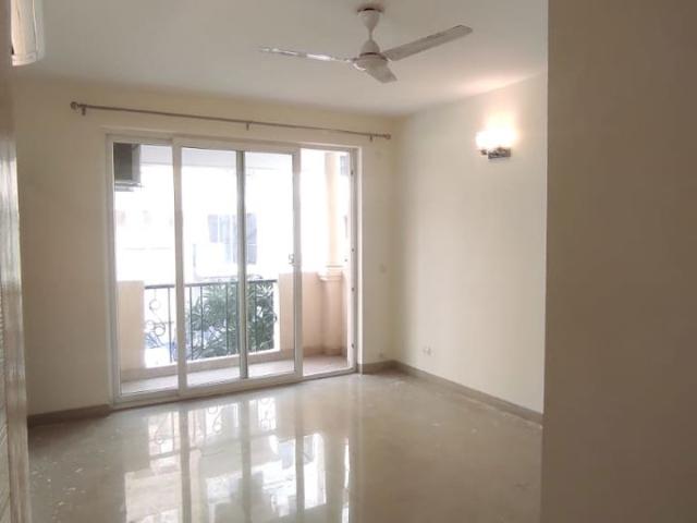 Rental | 3.5 BHK + Pooja Room,Study Room 1800 Sq.Ft. Apartment in Emaar Emerald Floors Premier
