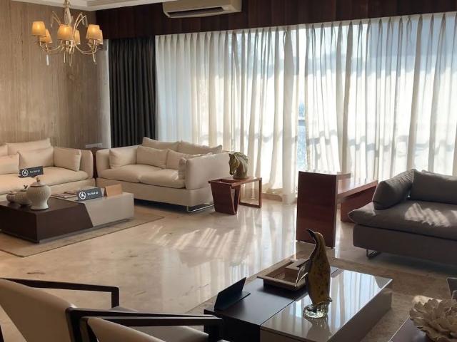 Rental | 3.5 BHK + Pooja Room,Servant Room 1418 Sq.Ft. Apartment in Runwal Elegante