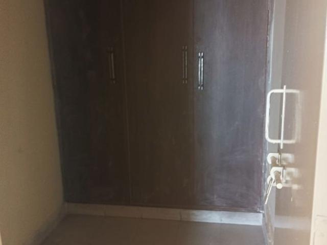 Rental | 3.5 BHK + Pooja Room,Servant Room 2052 Sq.Ft. Apartment in Nandakini Alaknanda Estate