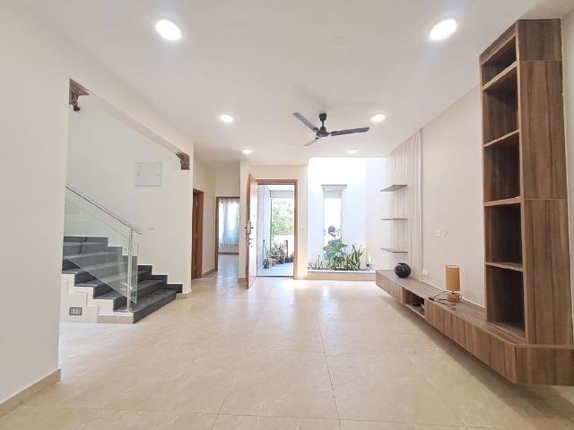Rental | 3.5 BHK + Pooja Room,Servant Room 2700 Sq.Ft. Apartment in Assetz Soul And Soil
