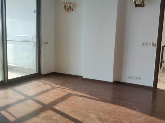 Rental | 3.5 BHK + Pooja Room,Servant Room,Study Room,Basement 3844 Sq.Ft. Apartment in M3M Golf Estate