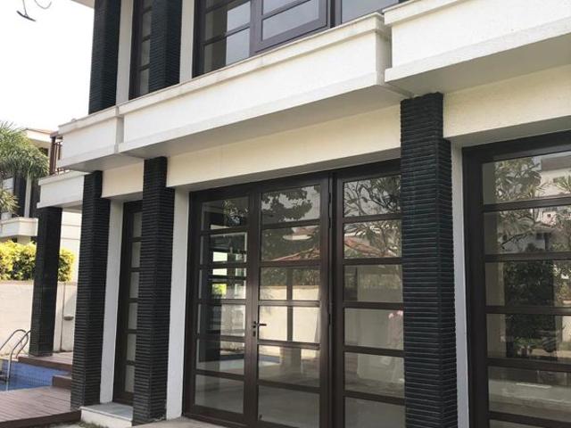 Rental | 3.5 BHK + Pooja Room,Servant Room,Study Room,Extra Room 290 Sq.Yd. Villa in Vipul Tatvam Villas