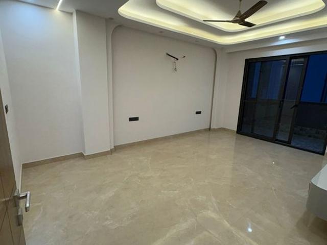 Rental | 3.5 BHK + Pooja Room,Servant Room,Study Room,Extra Room,Store Room 2149 Sq.Ft. Apartment in Conscient Heritage Max