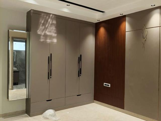 Rental | 3.5 BHK + Pooja Room,Servant Room,Study Room 2149 Sq.Ft. Apartment in Conscient Heritage Max
