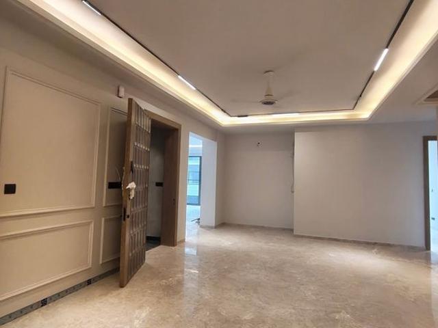 Rental | 3.5 BHK + Pooja Room 1845 Sq.Ft. Apartment in VM Tower