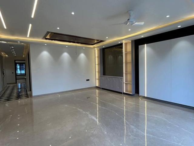 Rental | 3.5 BHK + Pooja Room 2890 Sq.Ft. Apartment in DLF Cyber Park