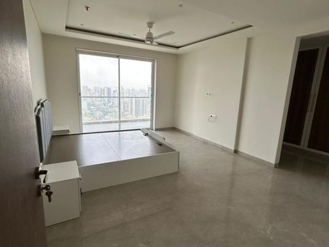 Rental | 3.5 BHK + Pooja Room 2000 Sq.Ft. Apartment in Jai Mansarovar CHS