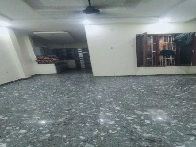 Rental | 3.5 BHK + Pooja Room 2200 Sq.Ft. Apartment in Gomti Nagar