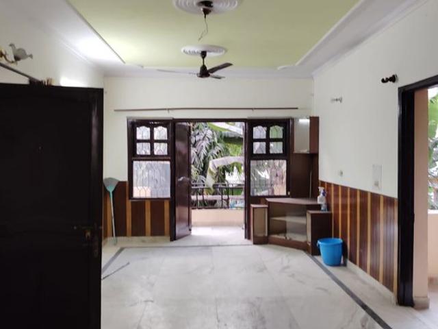 Rental | 3.5 BHK + Pooja Room 3800 Sq.Ft. Apartment in Pioneer Araya
