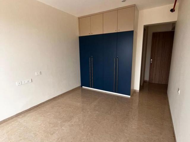 Rental | 3.5 BHK + Prayer Room 1155 Sq.Ft. Apartment in Dosti Eastern Bay Phase 2